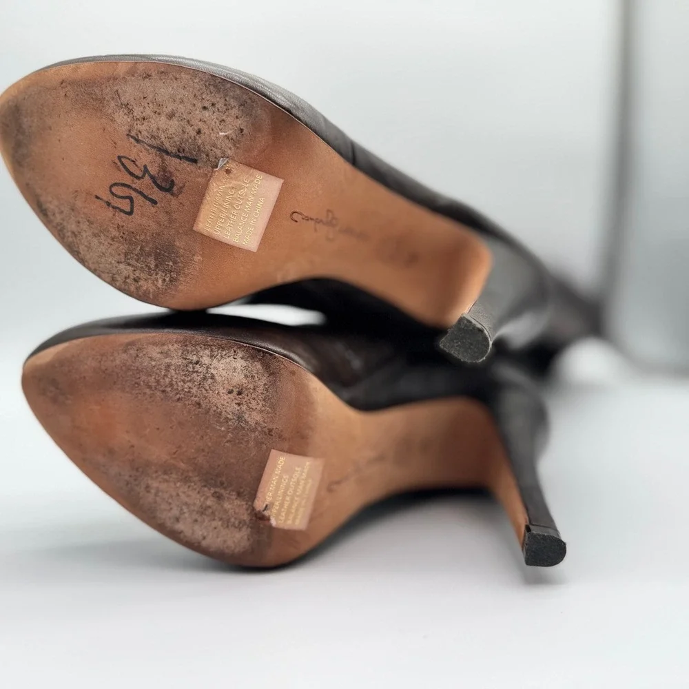 Report Signature crafted from